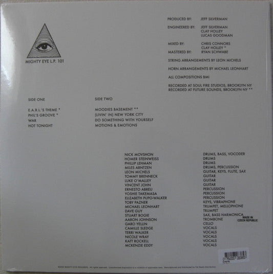 10th Street | Retro Vinyl Club