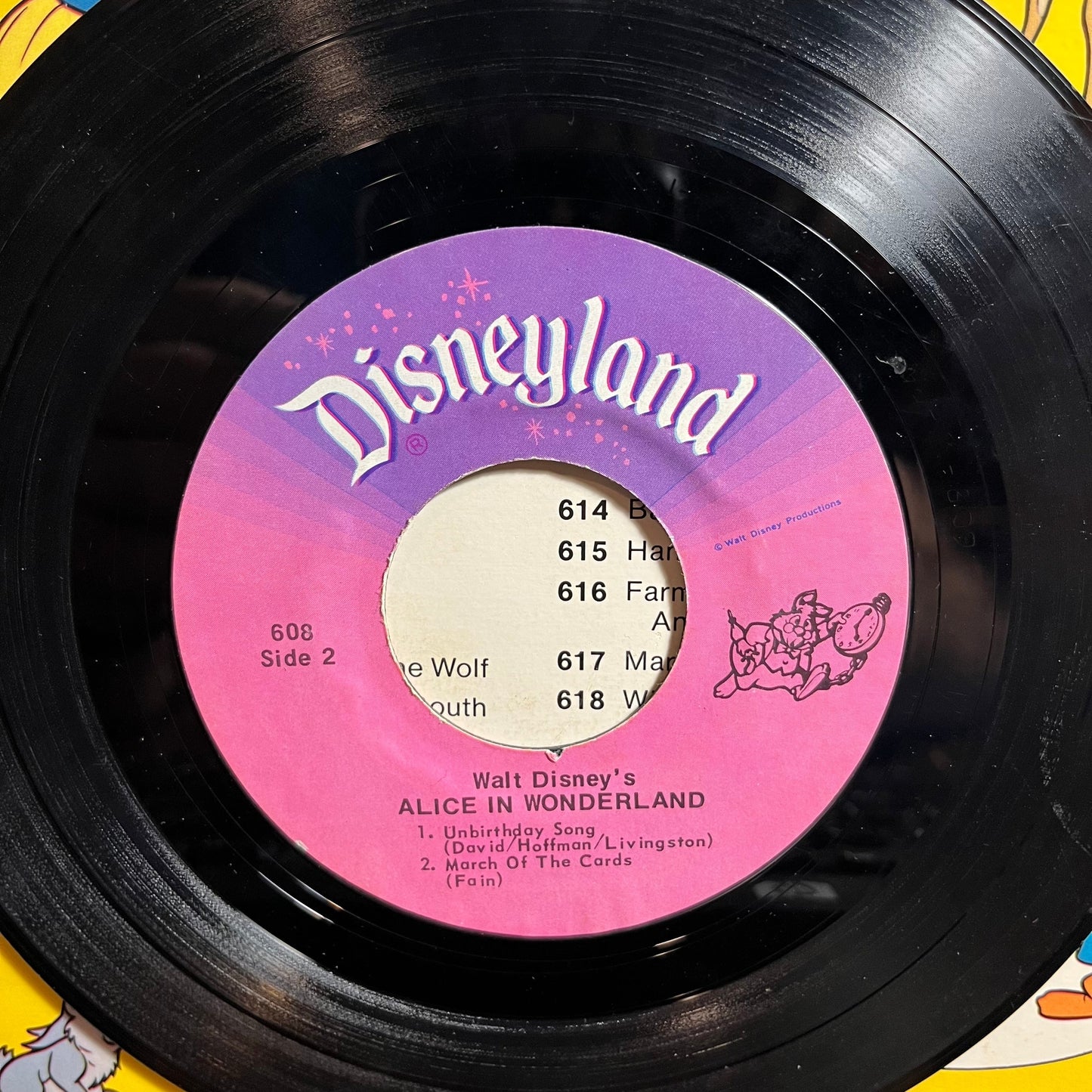 Alice In Wonderland (7" VINYL 45) | Very Good Plus (VG+) Excellent (EX) Retro Vinyl Club