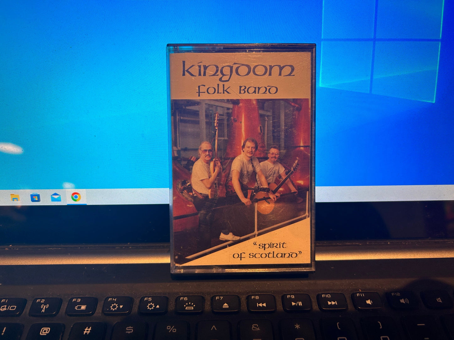 Kingdom Folk Band | Near Mint (NM) Excellent (EX) Retro Vinyl Club