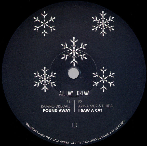 A Winter Sampler V (3xVINYL) | Retro Vinyl Club