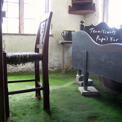 Papa's Ear | Retro Vinyl Club