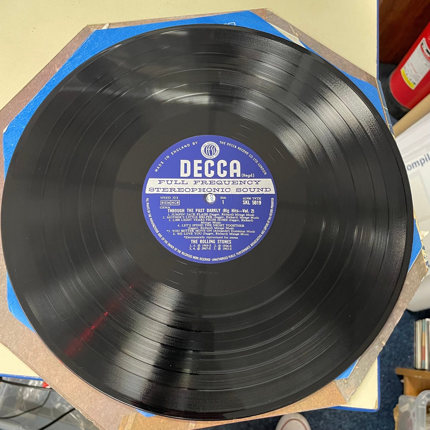 The Rolling Stones Through The Past, Darkly (Big Hits Vol. 2) - ORIGINAL ISSUE IN OCTAGONAL SLEEVE