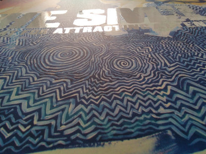 A Light For Attracting Attention |   Retro Vinyl Club