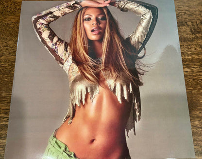 4 |   Retro Vinyl Club