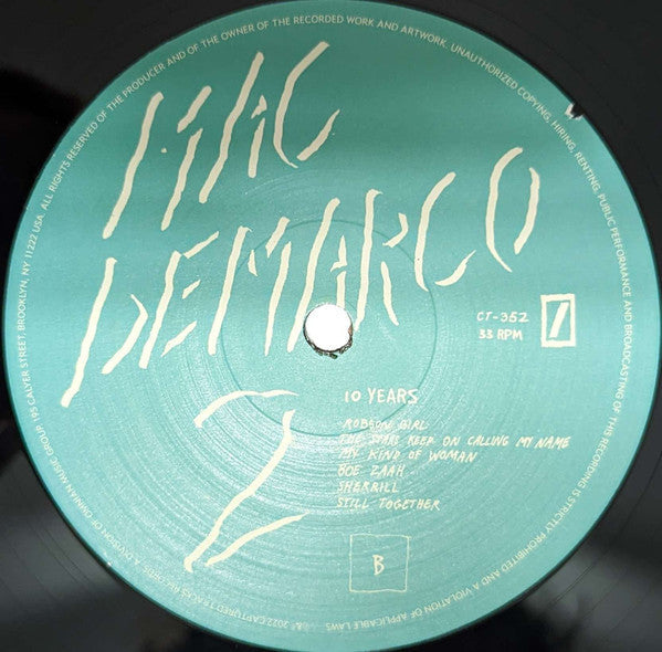 2 |   Retro Vinyl Club