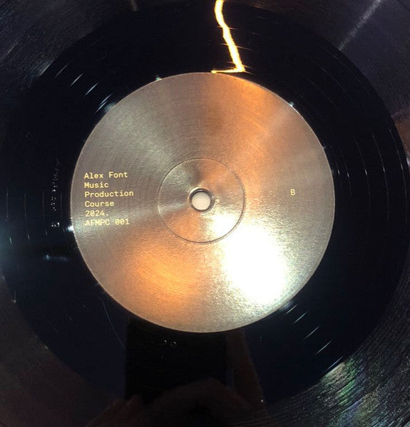 AFMPC 001 |   Retro Vinyl Club