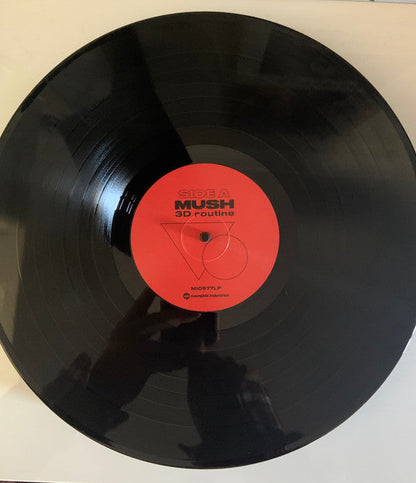 3D Routine |   Retro Vinyl Club