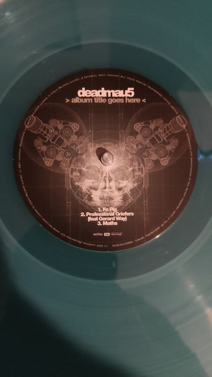 > Album Title Goes Here < |   Retro Vinyl Club