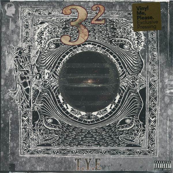 32 |   Retro Vinyl Club